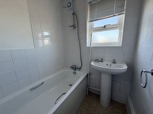Bathroom - click for photo gallery